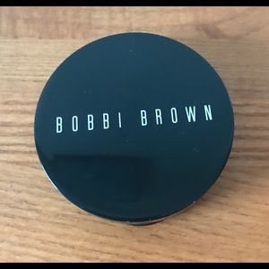 Bobbi Brown Bronzer “Elvis Duran” lightly used.
